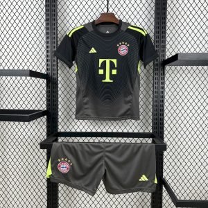 Bayern Munich 202526 Black Goalkeeper Kids Kit