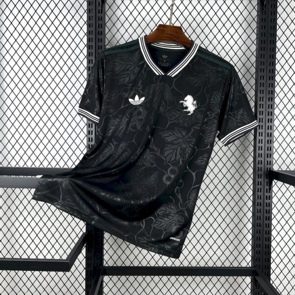 Juventus 2025_26 Away Jersey