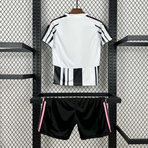 Juventus 2025_26 Home Kids Kit b Juventus 2025_26 Home Kids Kit