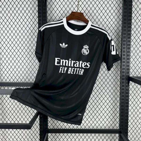 Real Madrid 2025_26 Training Jersey