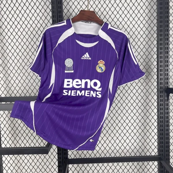 Real Madrid 2006 Third Retro Jersey Real Madrid 2006 Third Retro Jersey