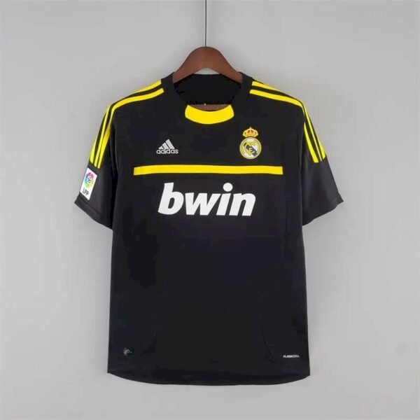 Real Madrid 2011 Goalkeeper Retro Jersey Real Madrid 2011 Goalkeeper Retro Jersey