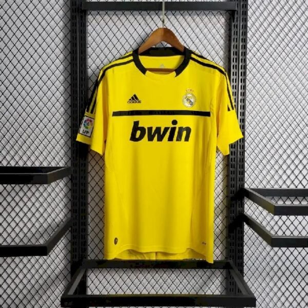 Real Madrid 2011 Yellow Goalkeeper Retro Jersey